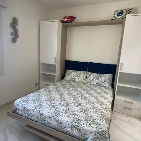 Il Timone فندق مبيت وإفطار 3*